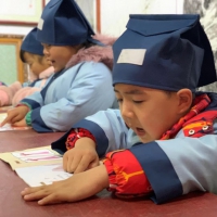 文明花開遍中原｜畫家繪新村 留守兒童有了“家”