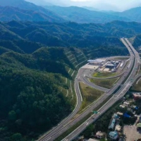 河南最長(zhǎng)公路隧道、最復(fù)雜高速匝道今日同時(shí)通車